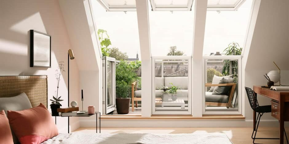 Eingerichteter Dachbalkon von innen | VELUX Magazin